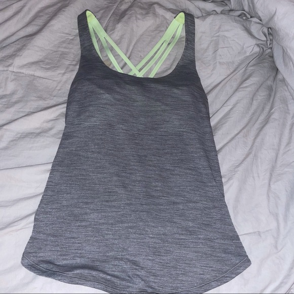 Lululemon Tie Back Tank and Bra - Picture 5 of 6